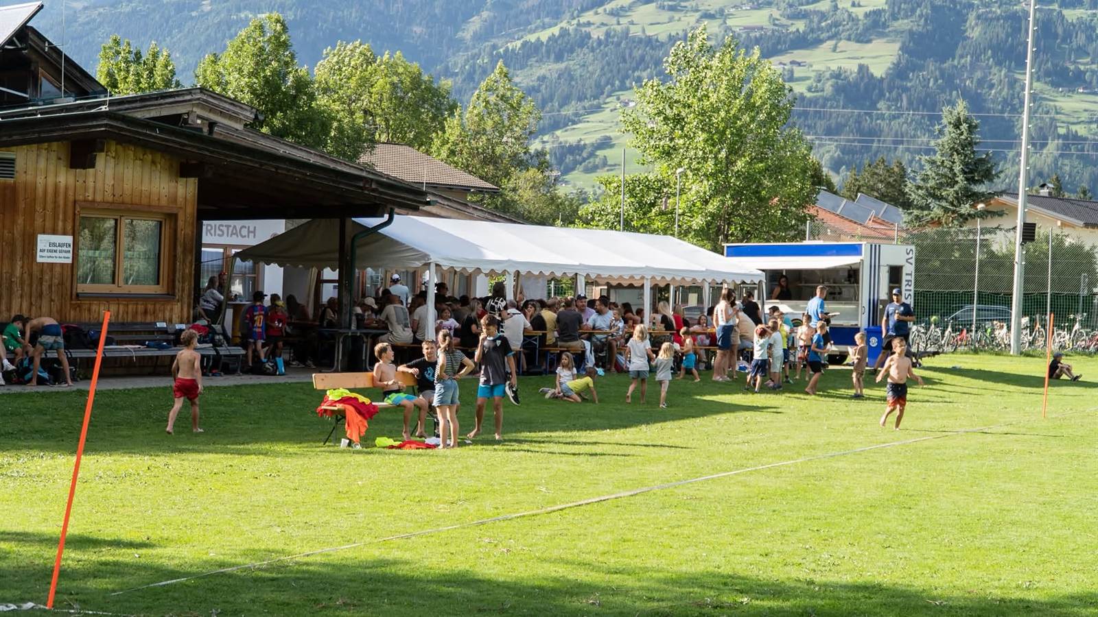 Saisonabschluss am Sportplatz Tristach